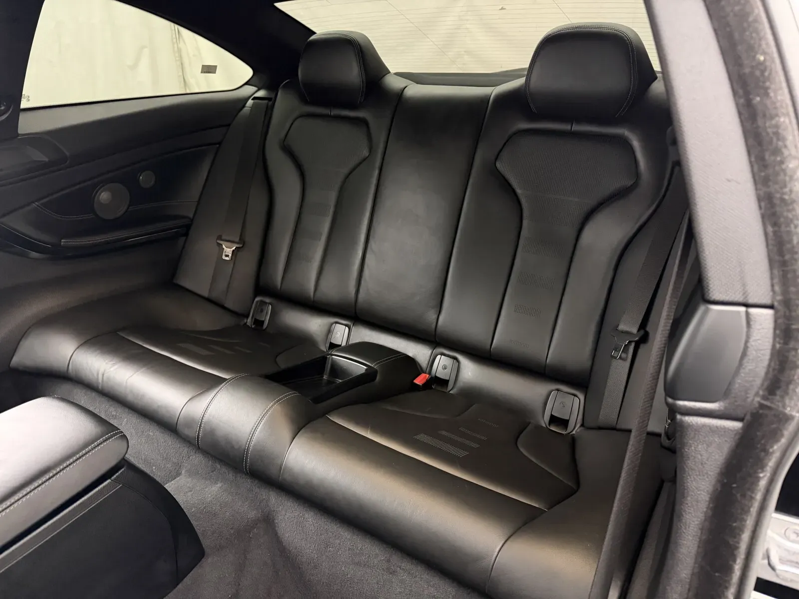 BMW M4 photo 24