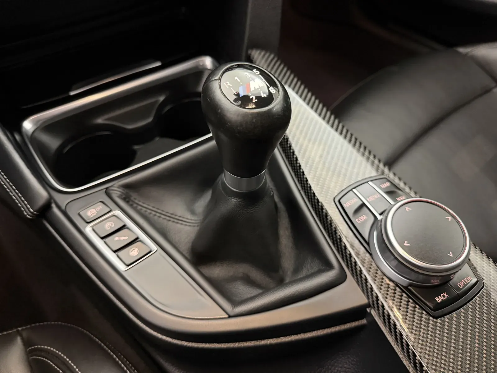 BMW M4 photo 23