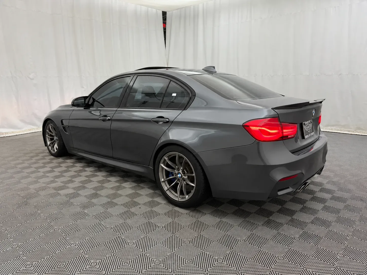BMW M3 photo 7