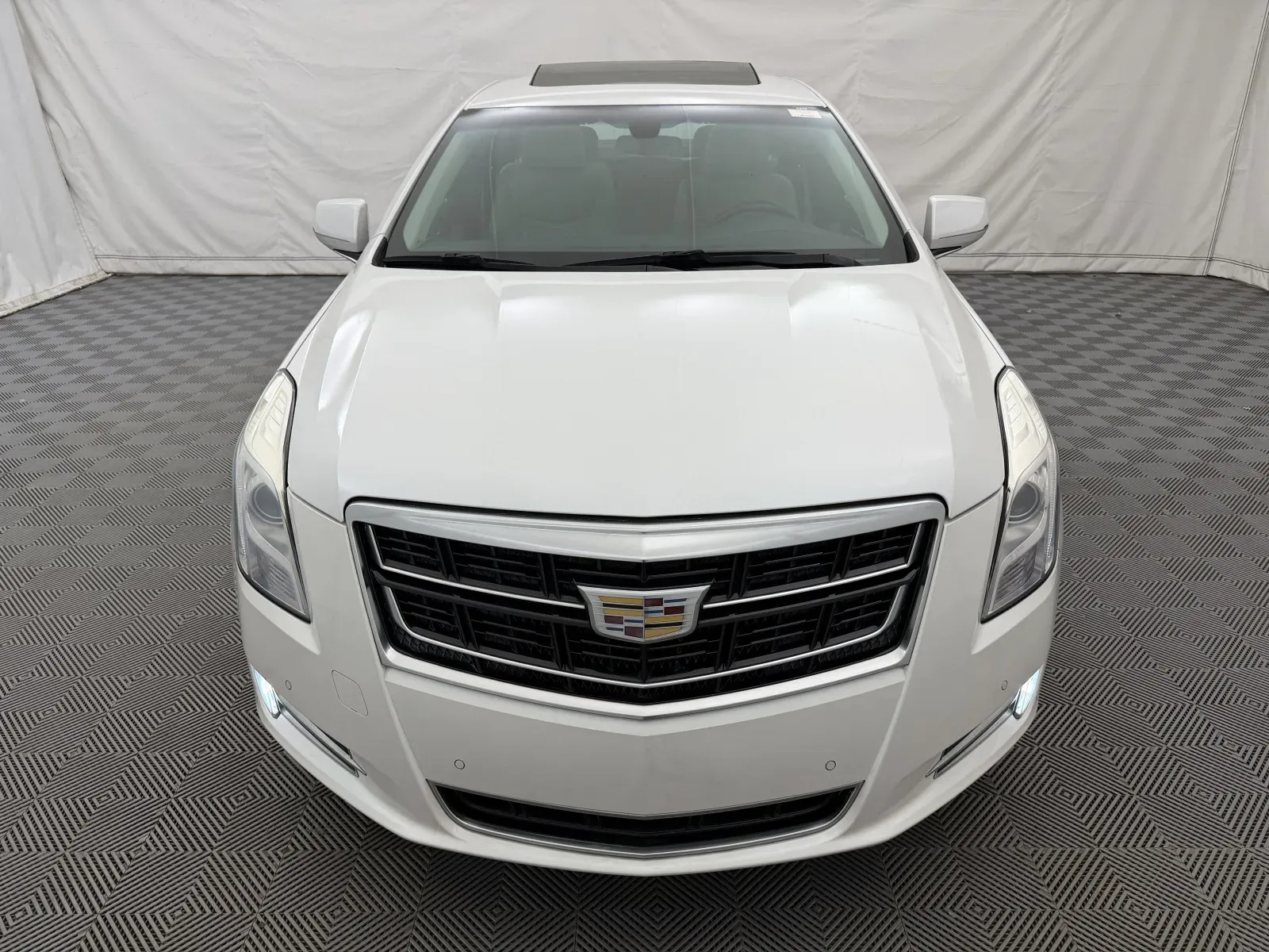 Cadillac XTS photo 3