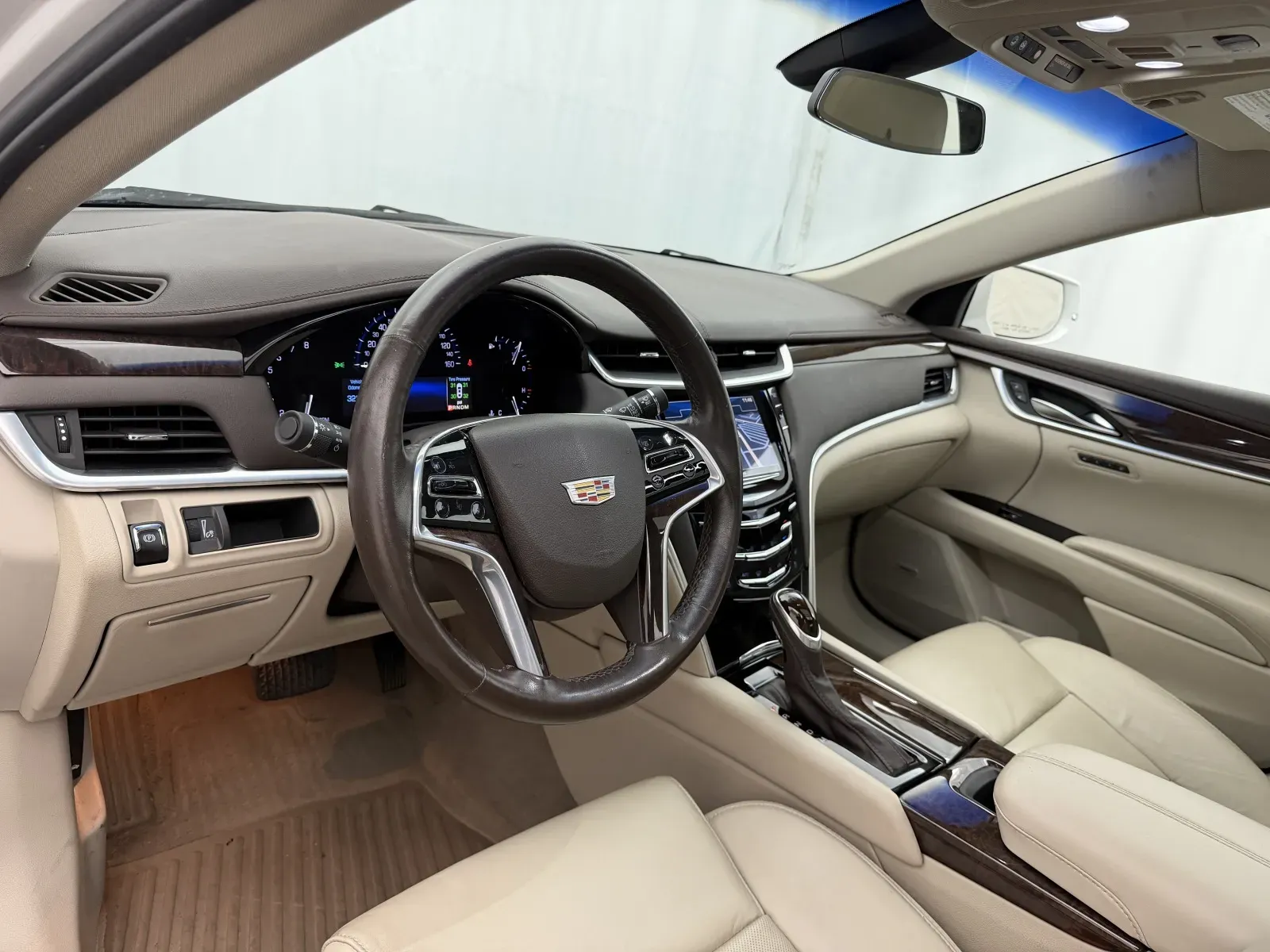 Cadillac XTS photo 6