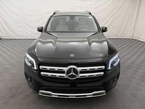 Another view of 2020 Mercedes-Benz GLB 250 for sale in Arlington Heights, IL at Autos of Chicago