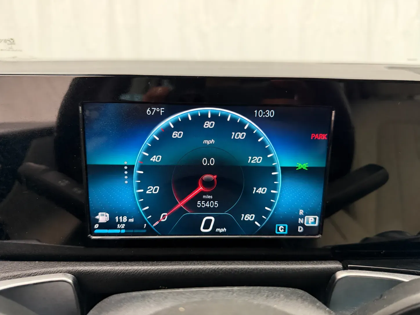 Mercedes-Benz GLB photo 8