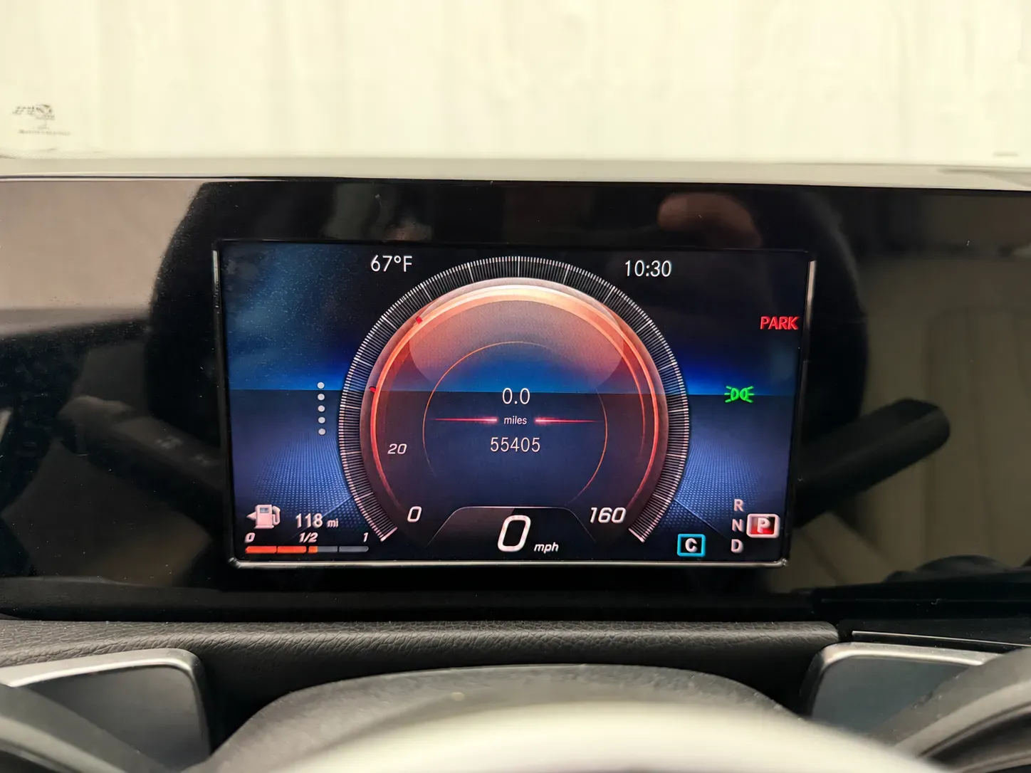 Mercedes-Benz GLB photo 7
