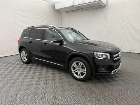 More photos of 2020 Mercedes-Benz GLB 250 at Autos of Chicago, IL