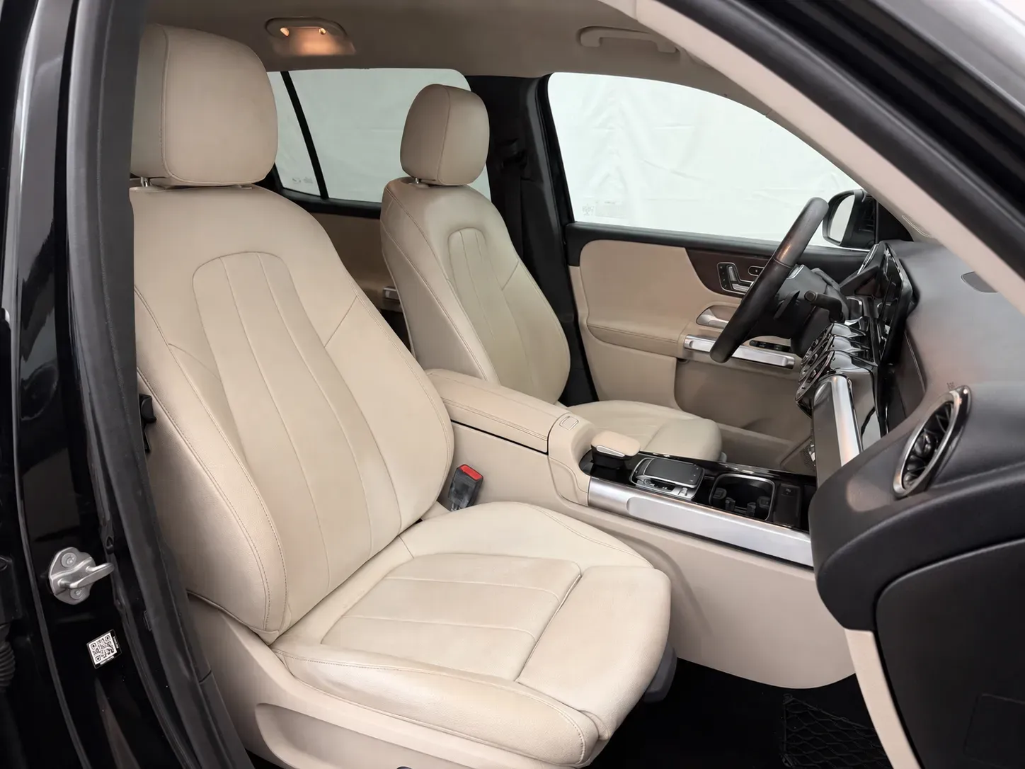 Mercedes-Benz GLB photo 30