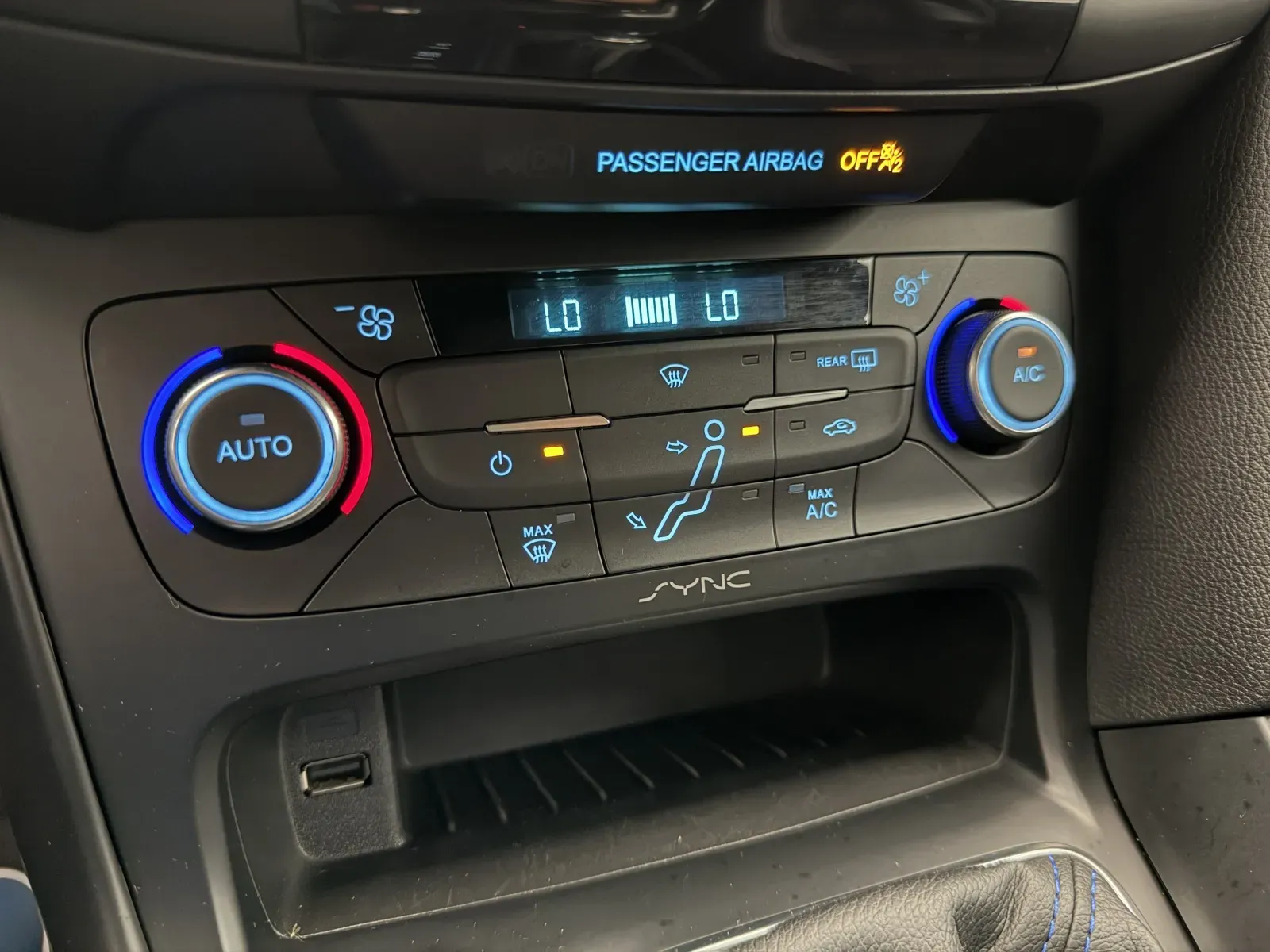 Ford Focus photo 18