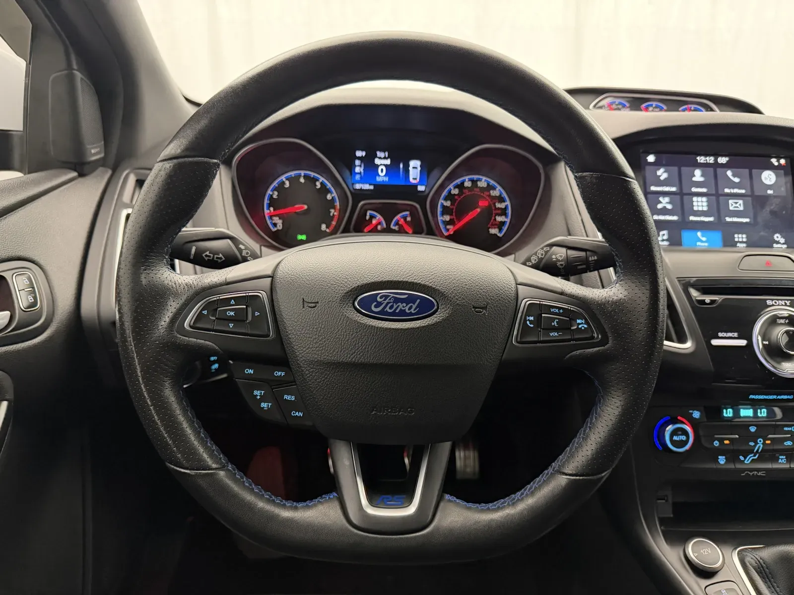 Ford Focus photo 5