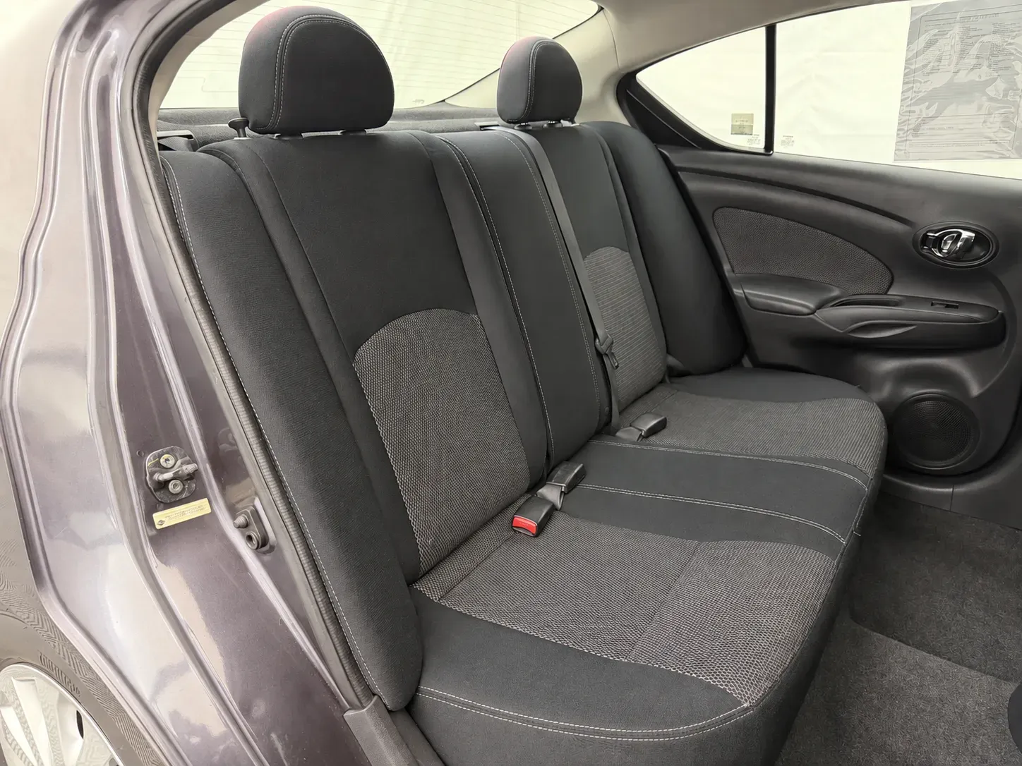 Nissan Versa photo 17