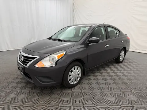 Photos of 2015 Nissan Versa SV for sale in Arlington Heights, IL at Autos of Chicago