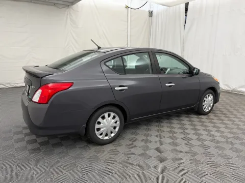 More photos of 2015 Nissan Versa SV at Autos of Chicago, IL