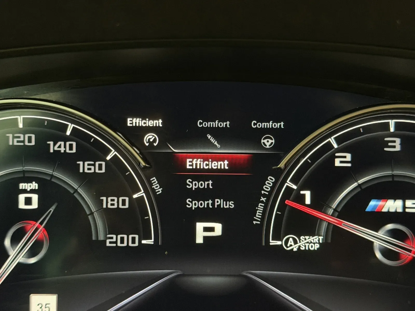 BMW M5 photo 9