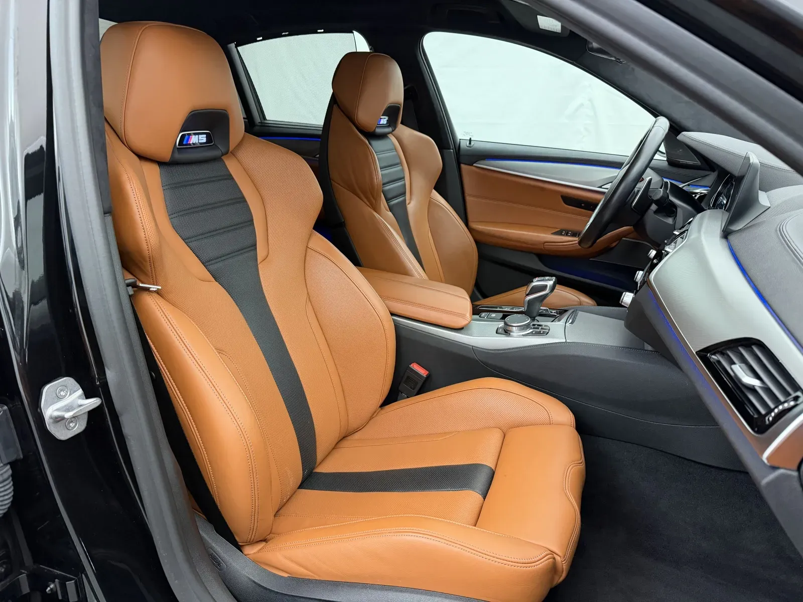BMW M5 photo 33