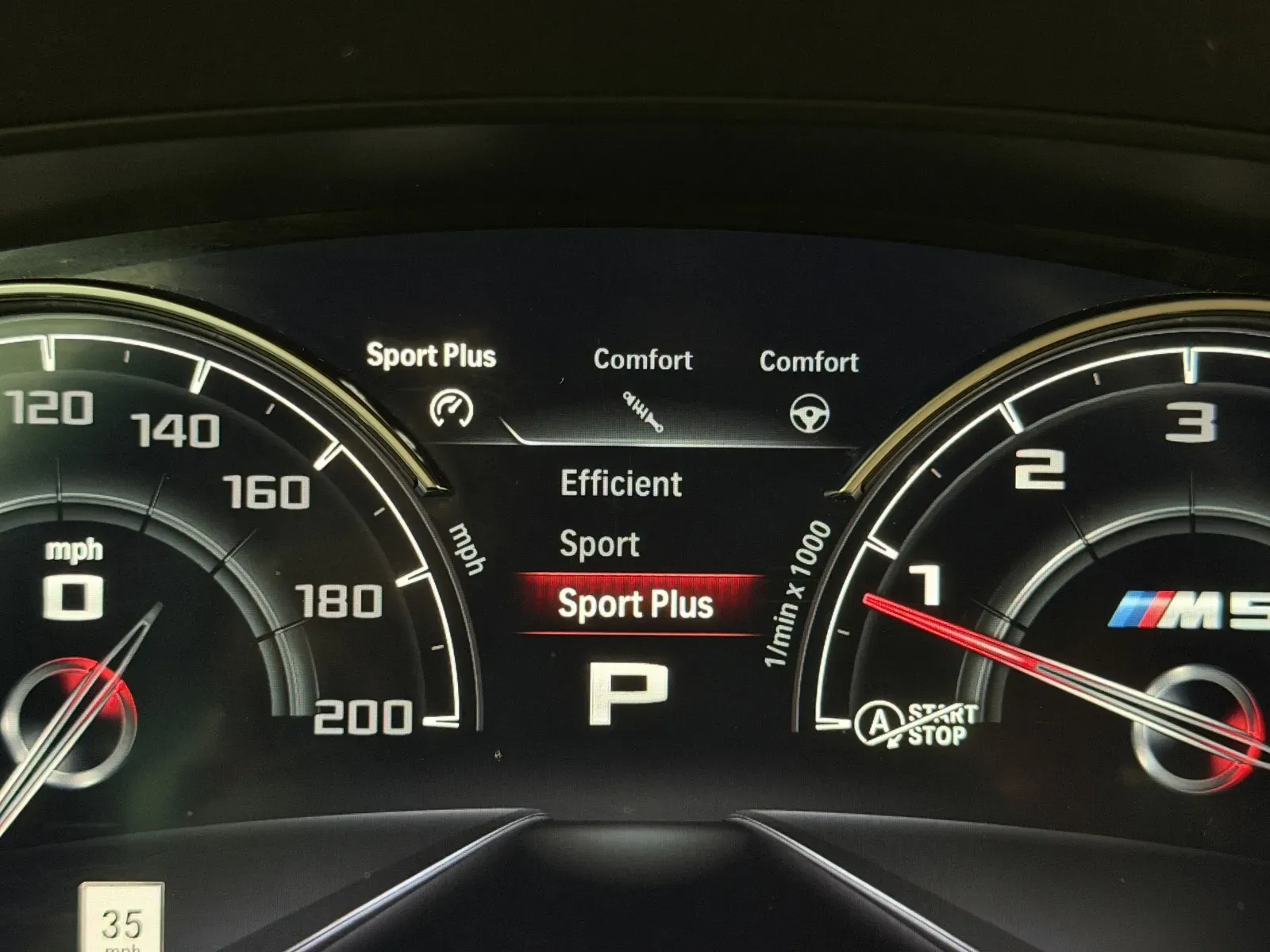 BMW M5 photo 11