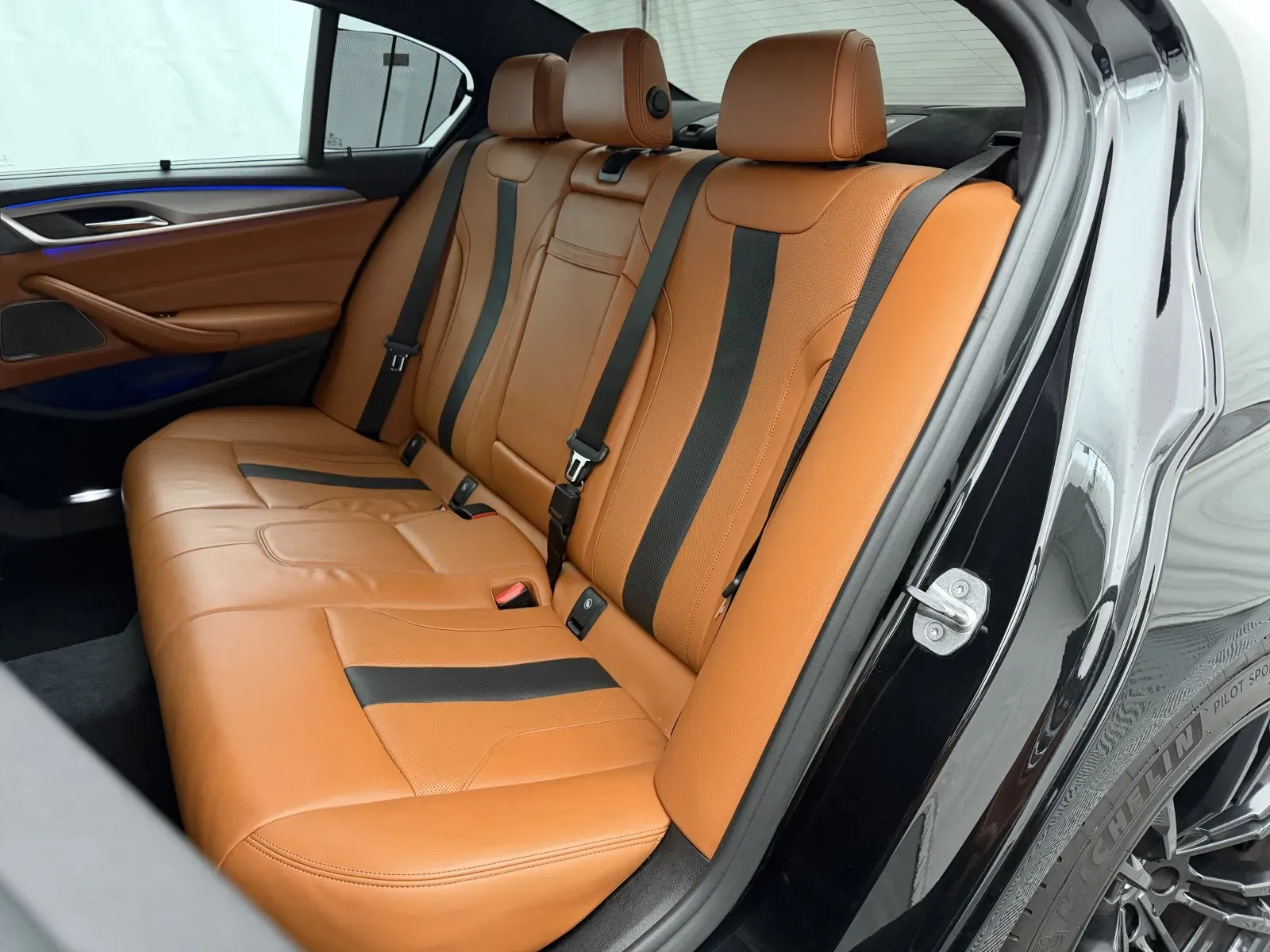 BMW M5 photo 30