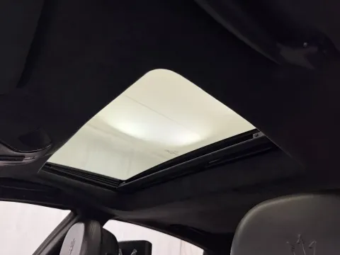 More photos of 2014 Maserati Quattroporte GTS at Autos of Chicago, IL