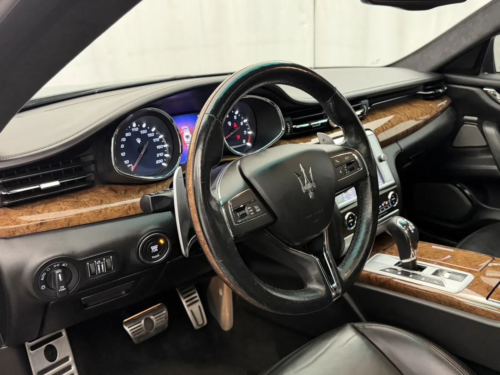 Maserati Quattroporte photo 6