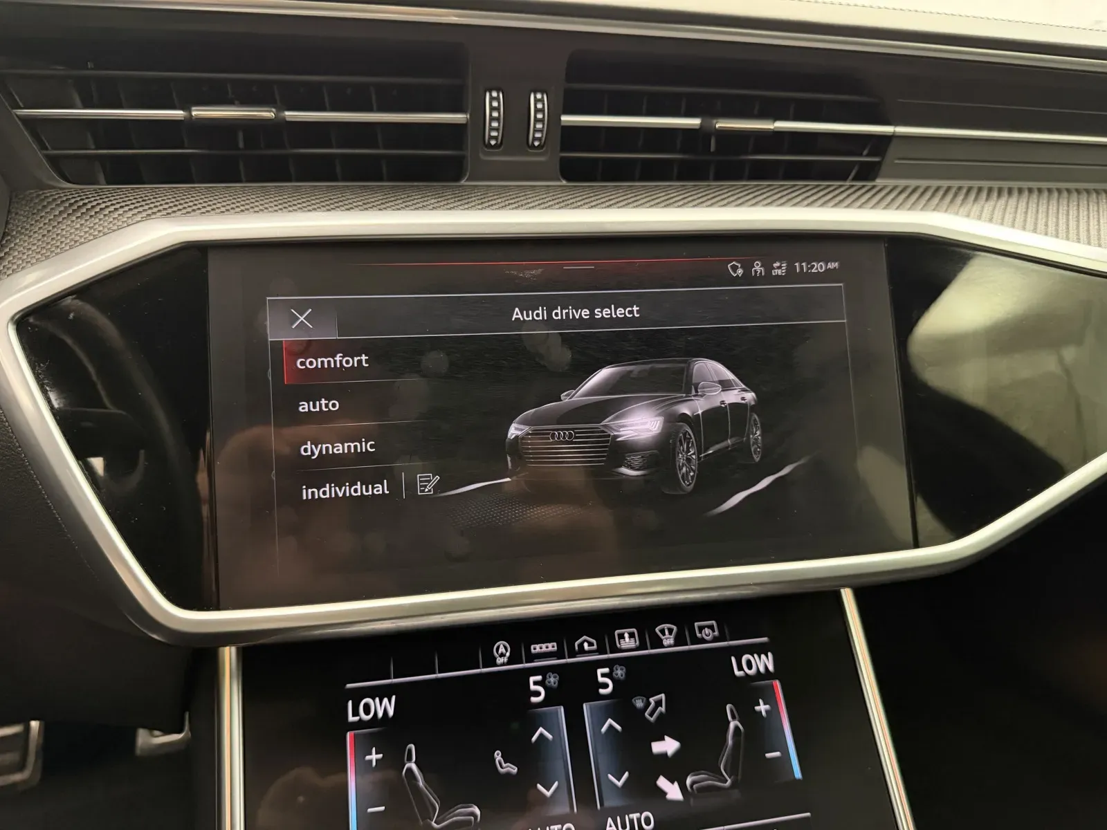 Audi S6 photo 26