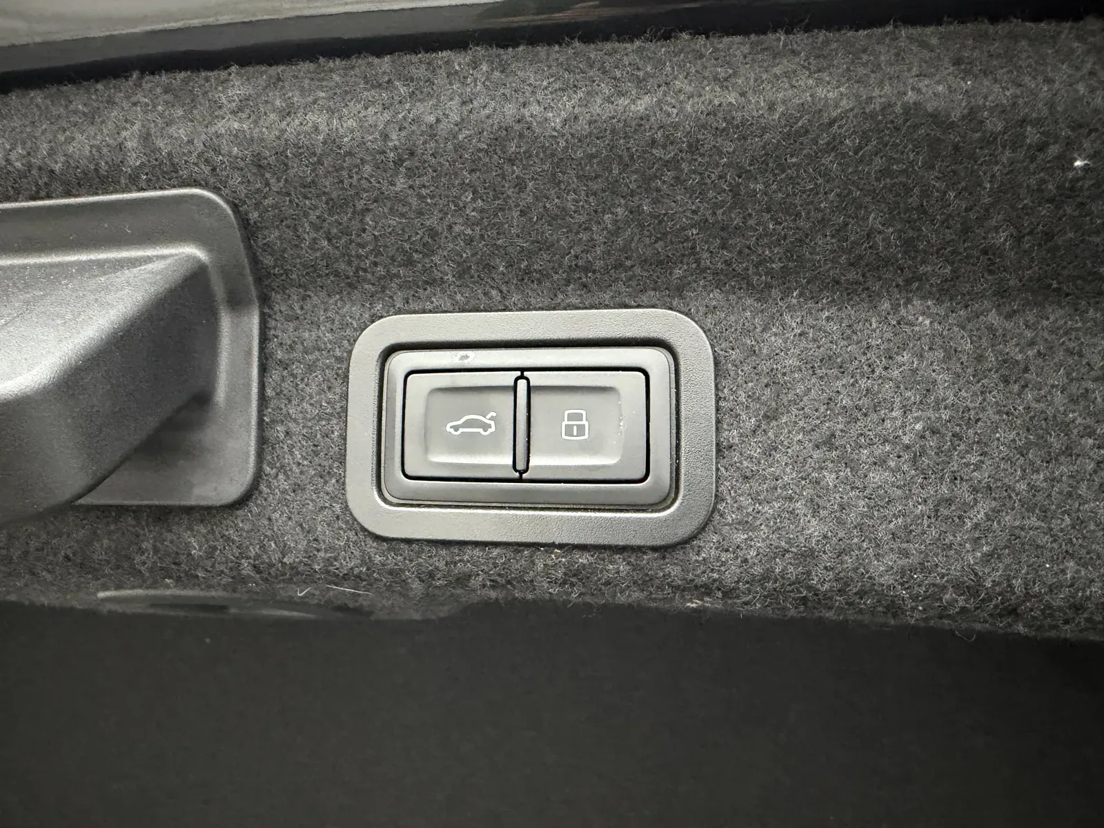 Audi S6 photo 43