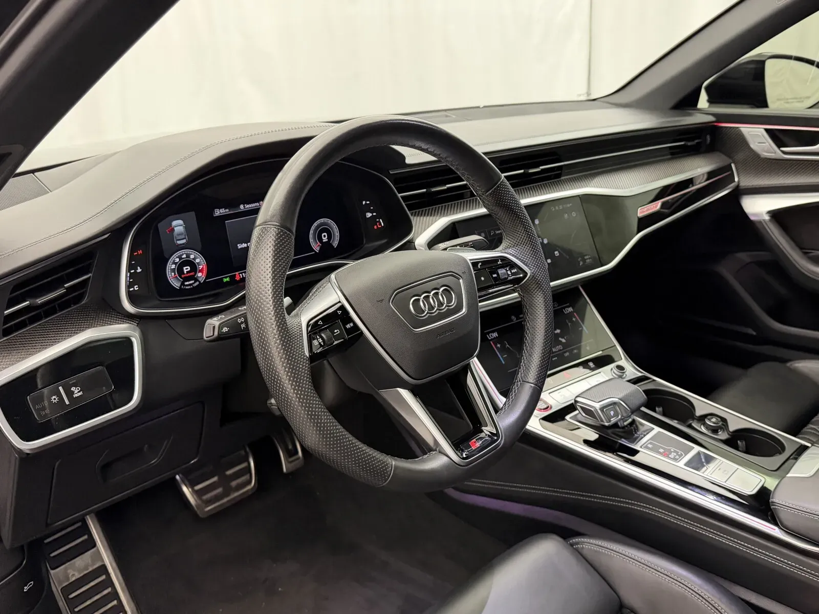 Audi S6 photo 6