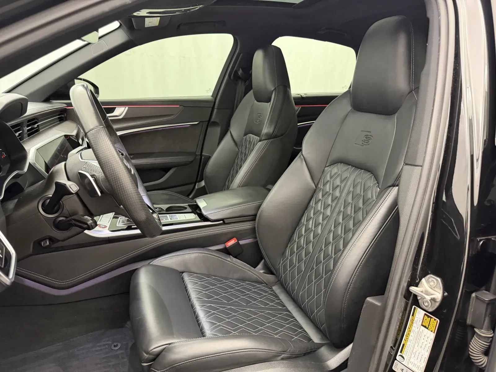 Audi S6 photo 4