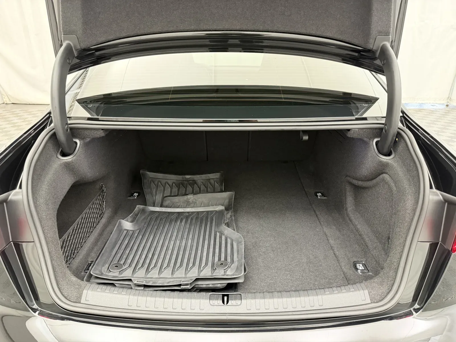 Audi S6 photo 42