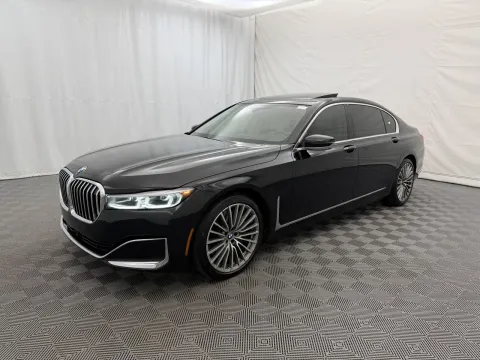 Photos of 2022 BMW 7 Series 750i xDrive for sale in Arlington Heights, IL at Autos of Chicago