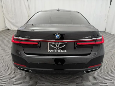 More photos of 2022 BMW 7 Series 750i xDrive at Autos of Chicago, IL