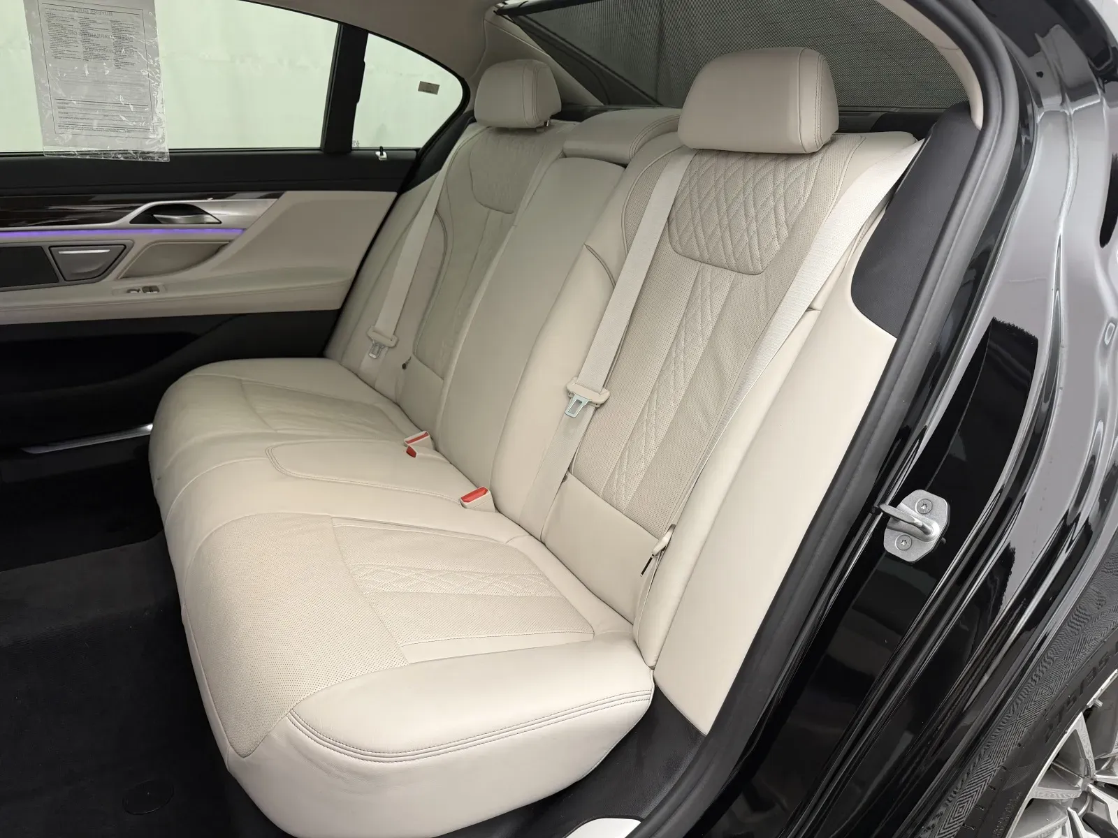 BMW 7 Series photo 20
