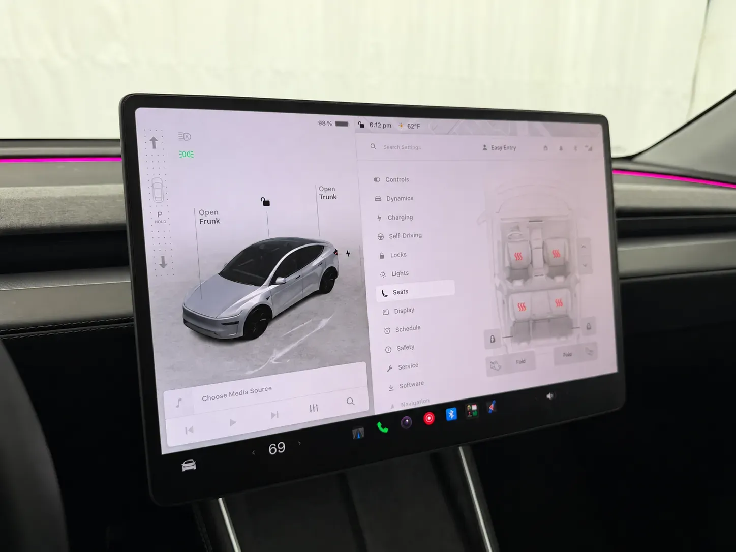 Tesla Model Y photo 13