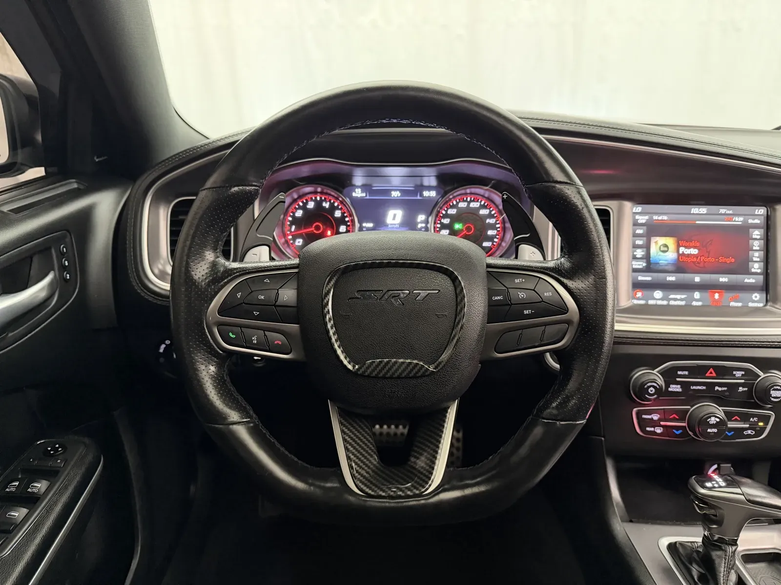 Dodge Charger photo 7