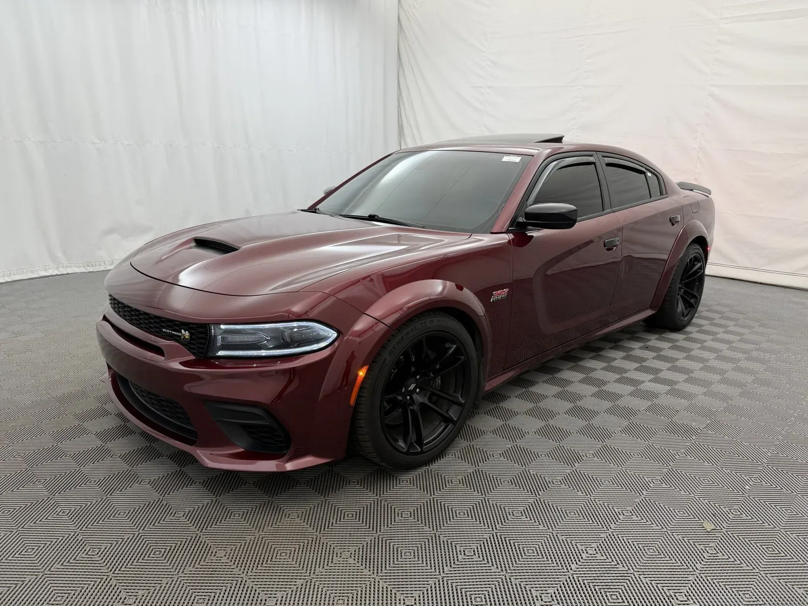 Dodge Charger photo 2