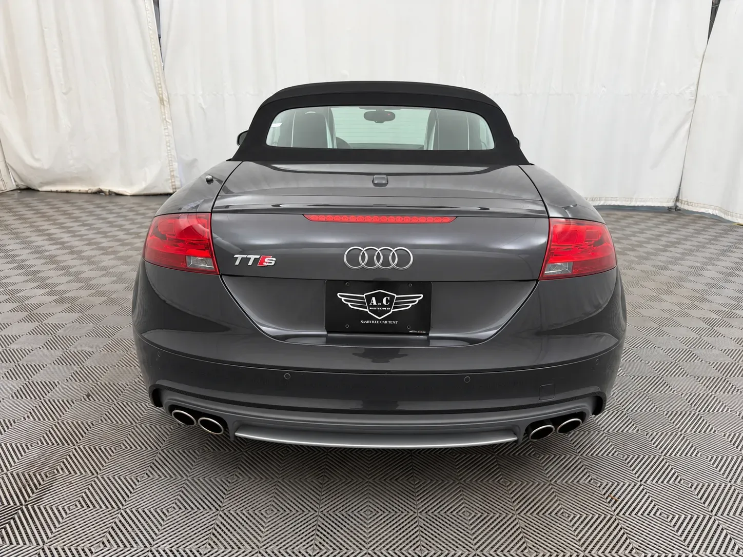 Audi TTS photo 12