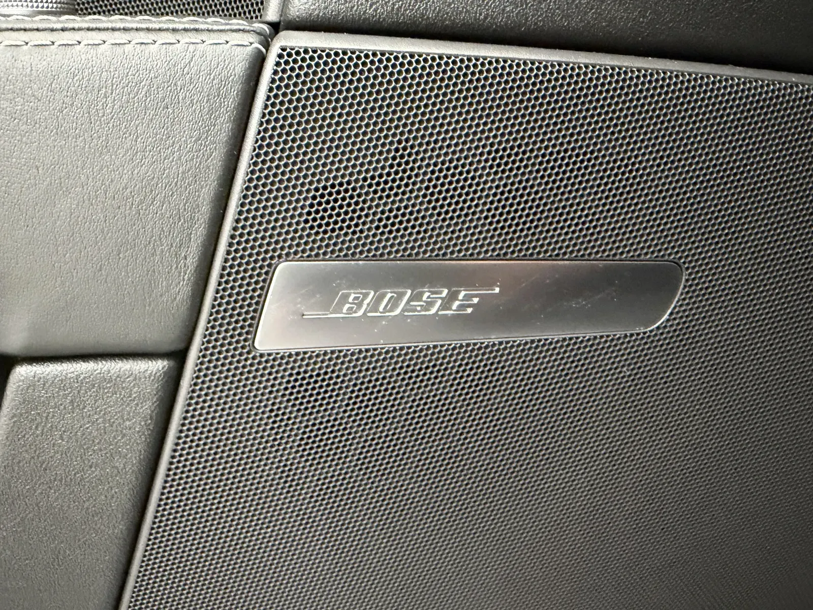 Audi TTS photo 19