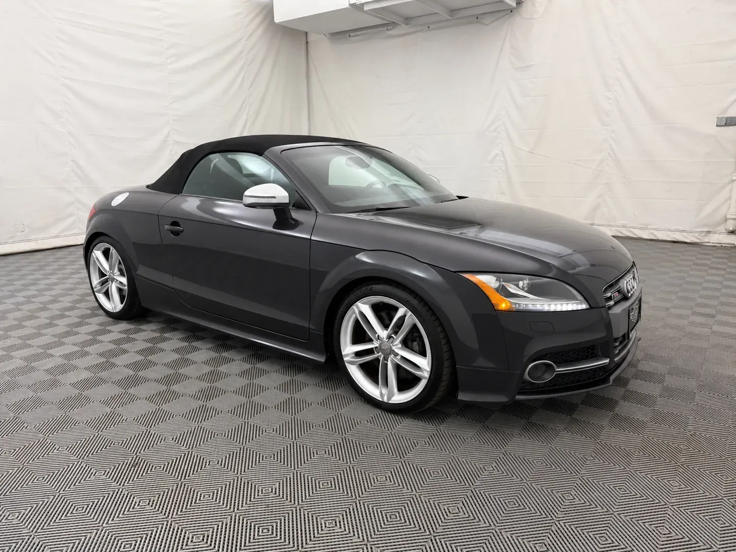 Audi TTS photo 10