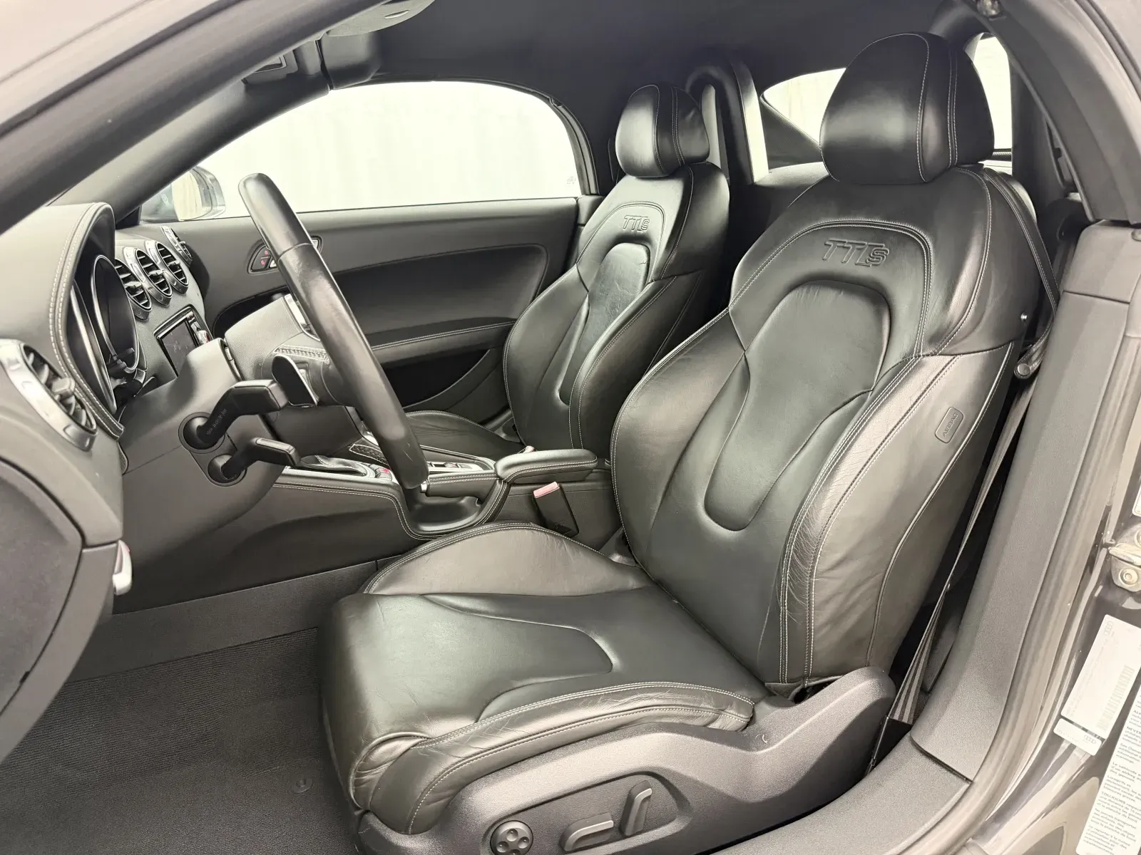 Audi TTS photo 15