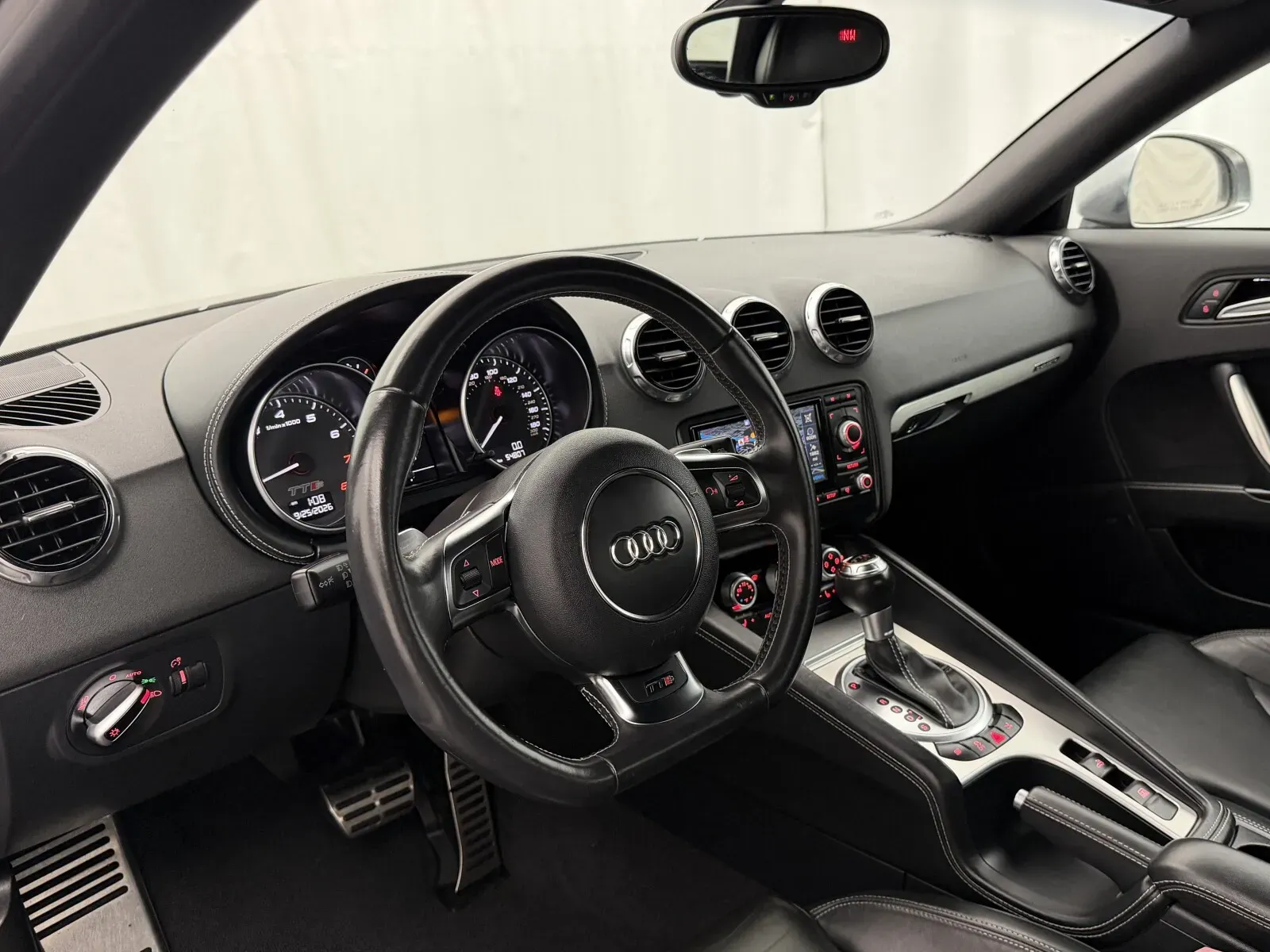 Audi TTS photo 16