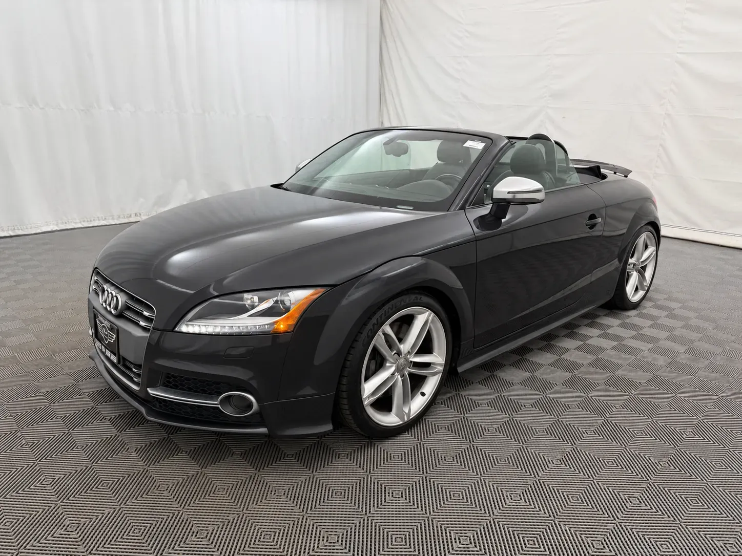 Audi TTS photo 2