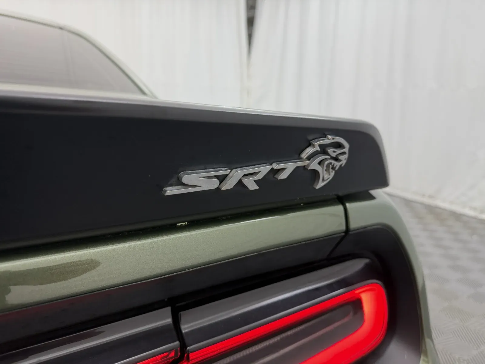Dodge Challenger photo 3