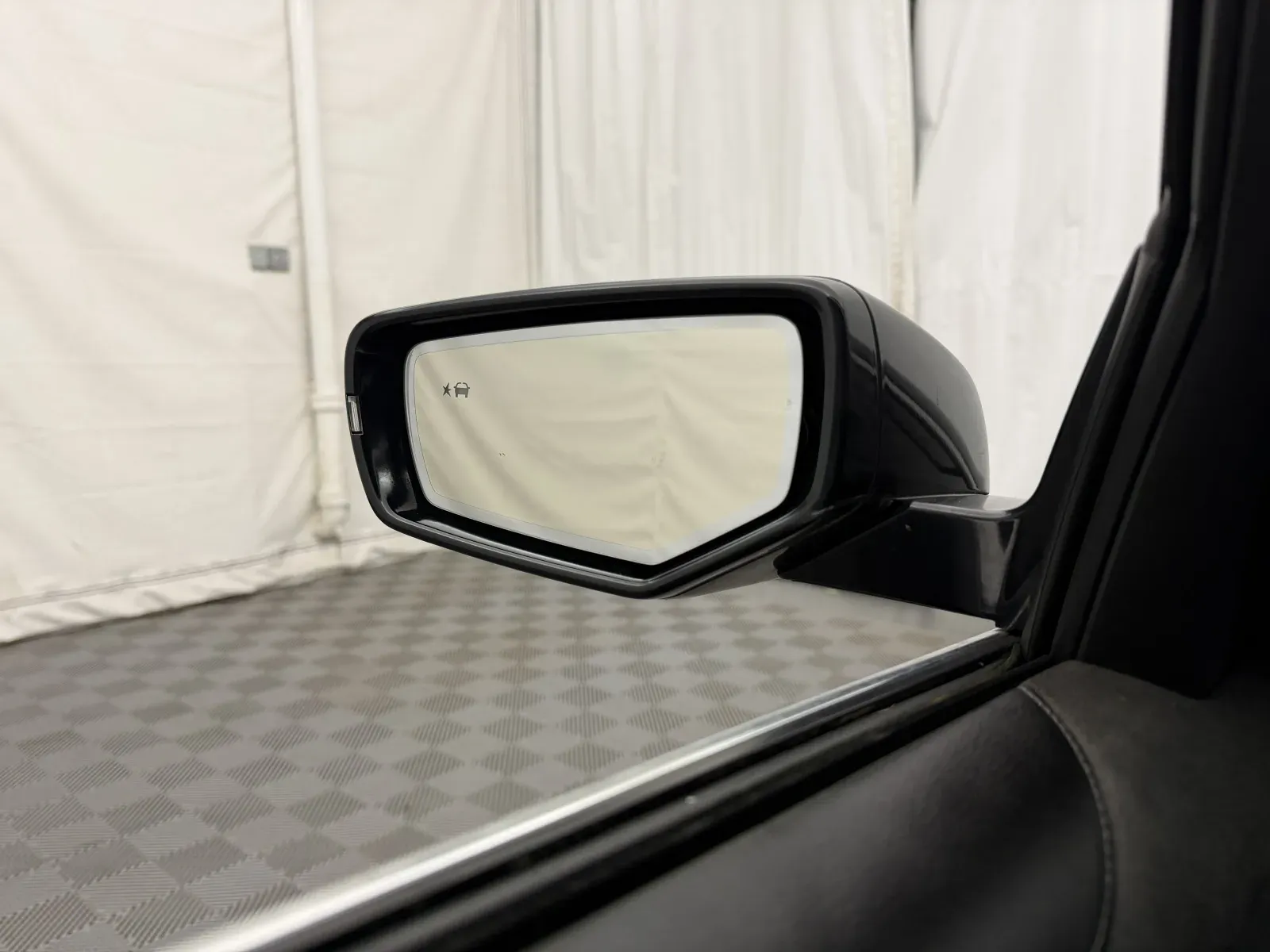 Cadillac CTS photo 14