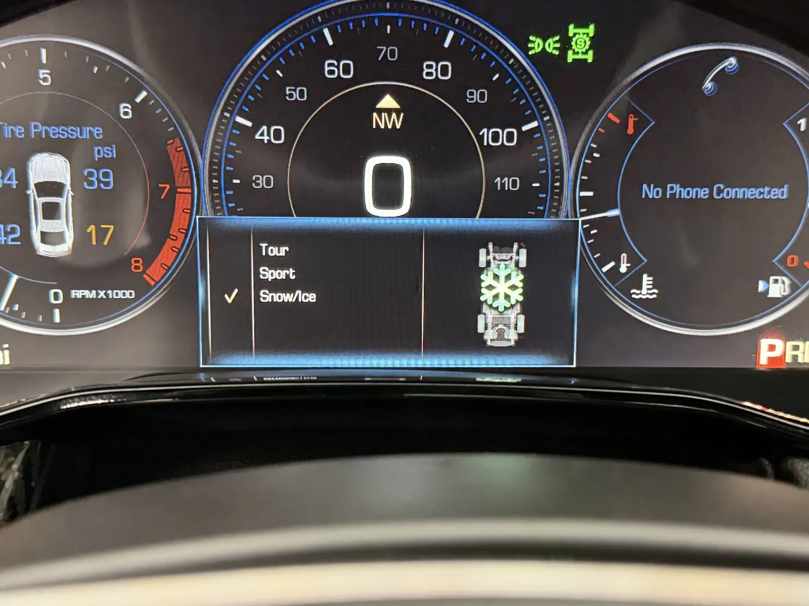 Cadillac CTS photo 11