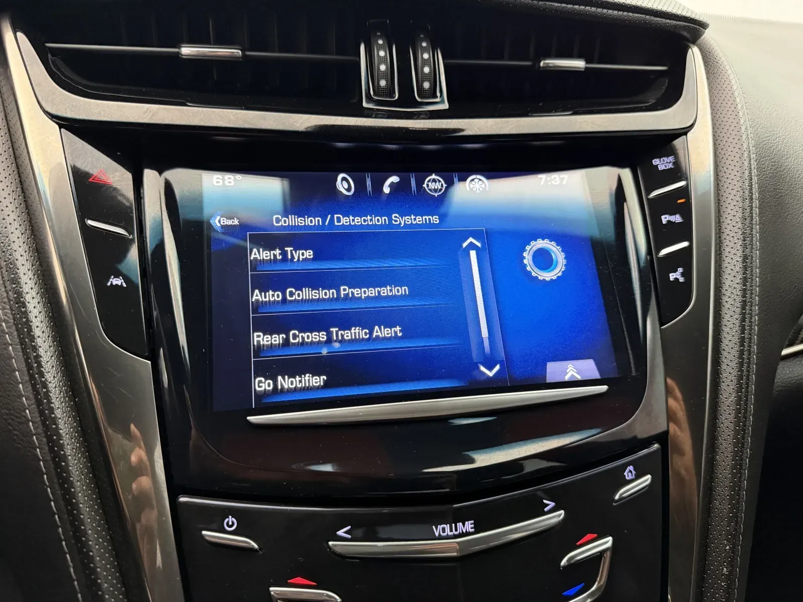 Cadillac CTS photo 16