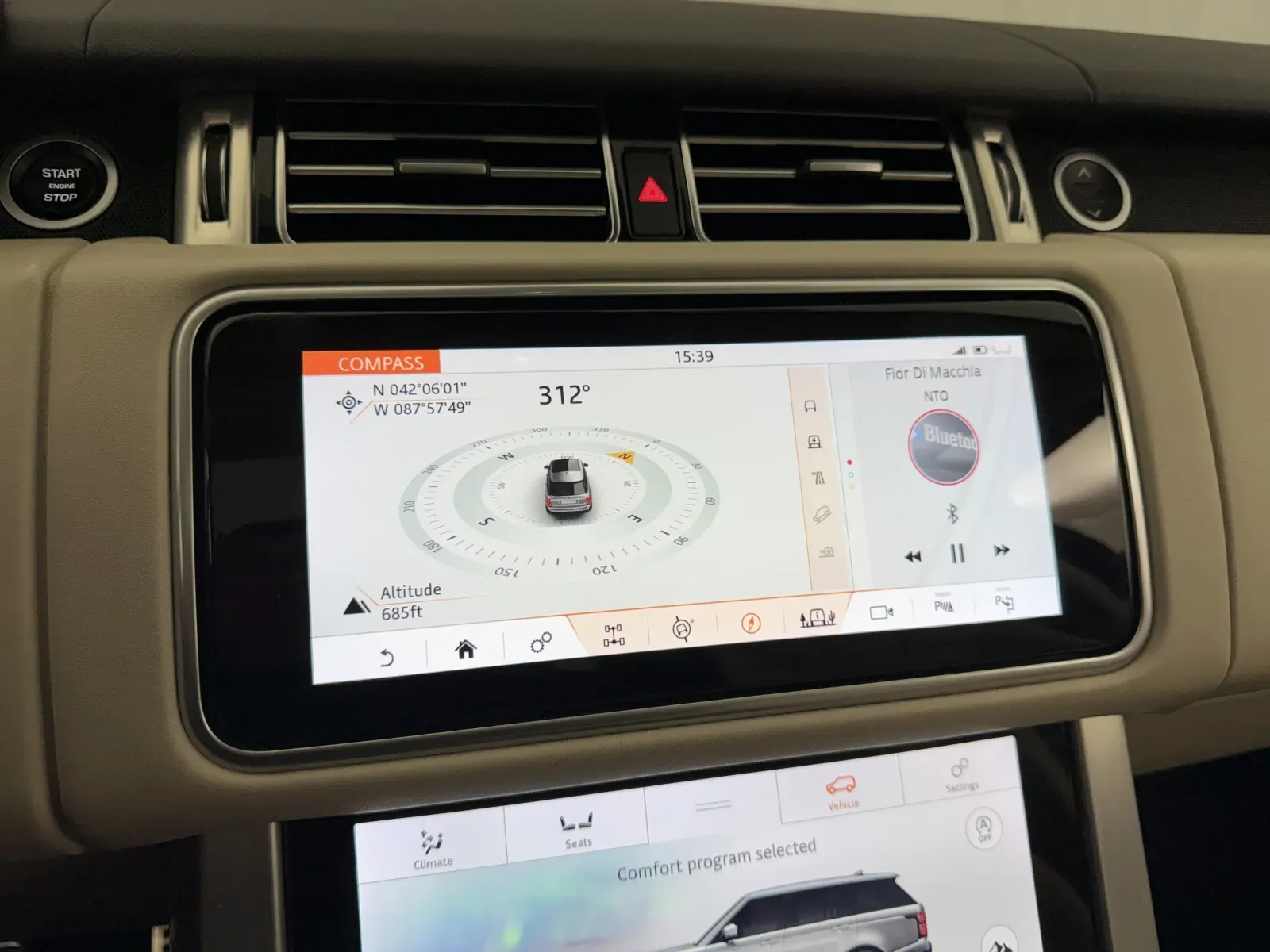 Land Rover Range Rover photo 17