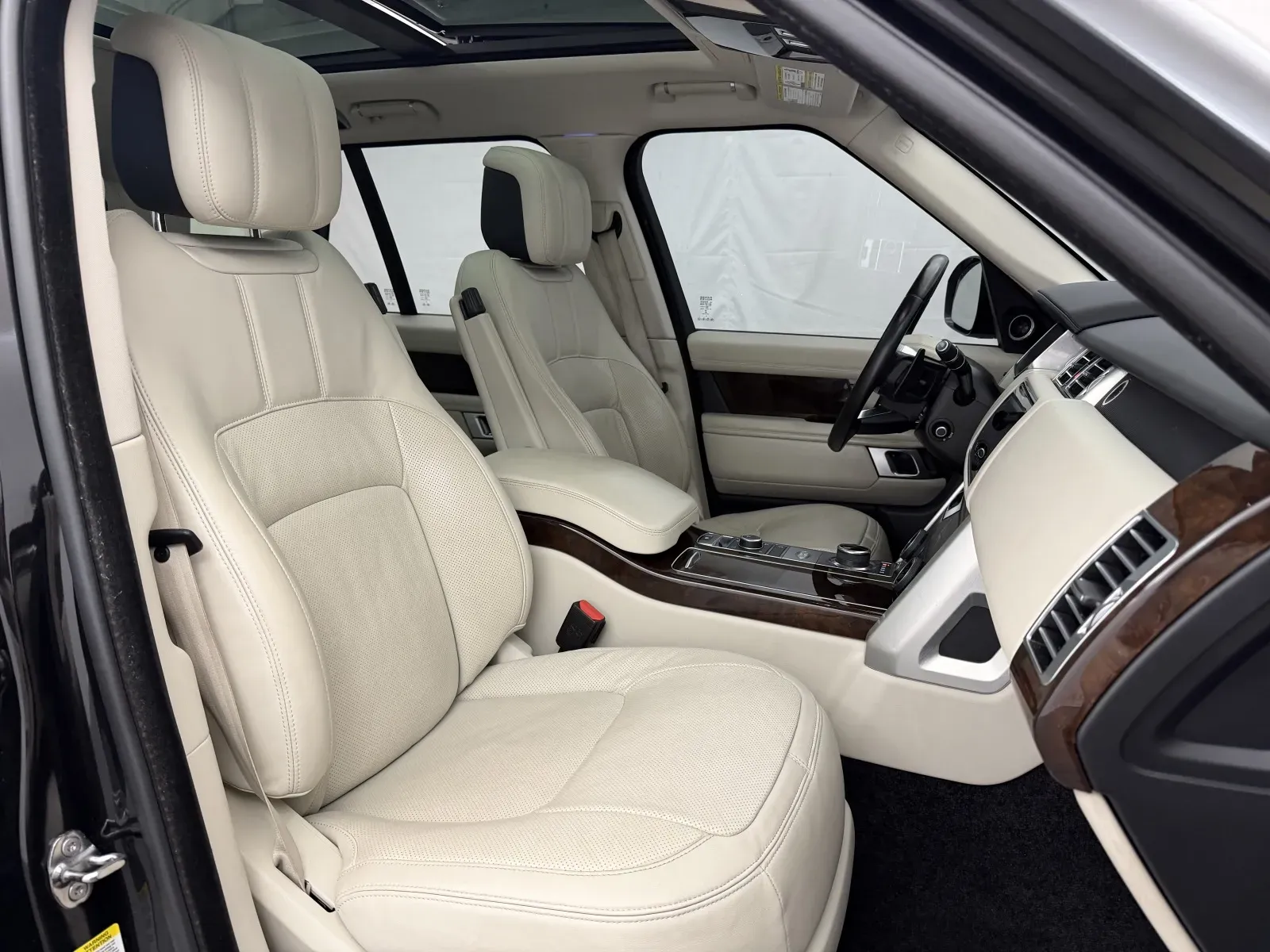 Land Rover Range Rover photo 33