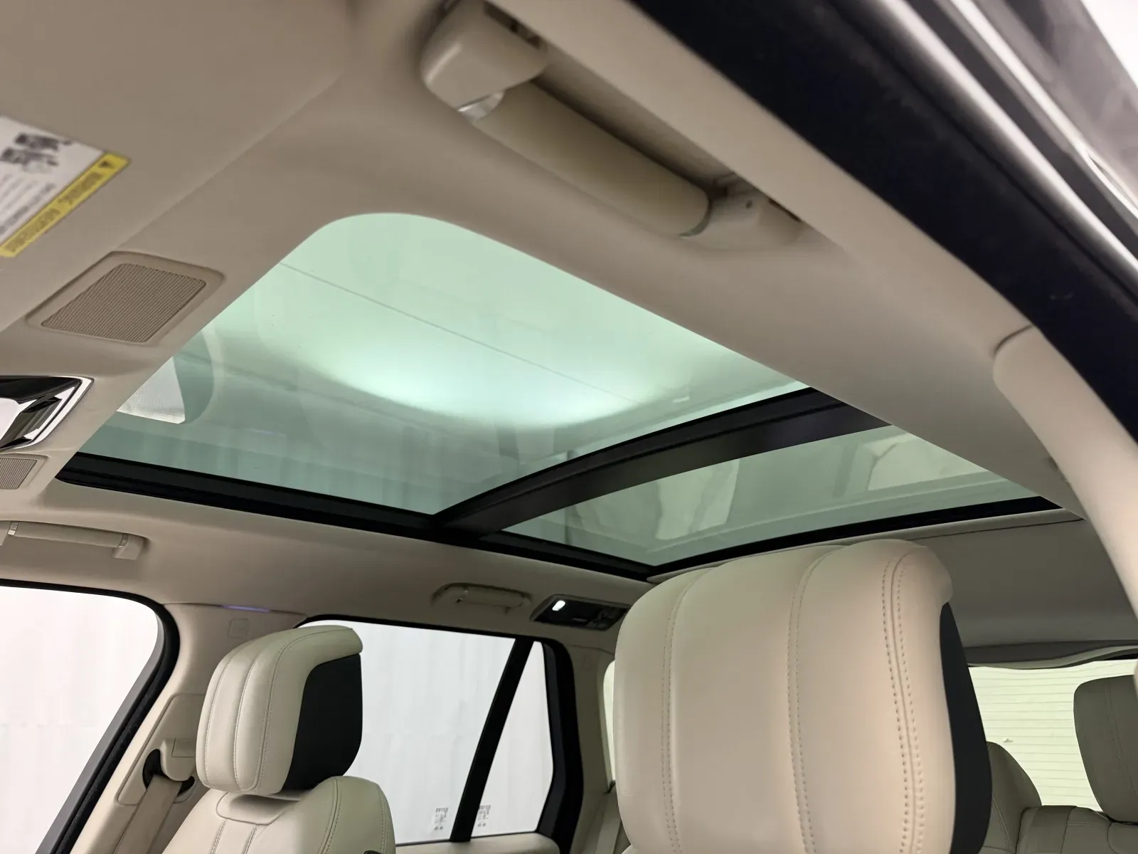 Land Rover Range Rover photo 6