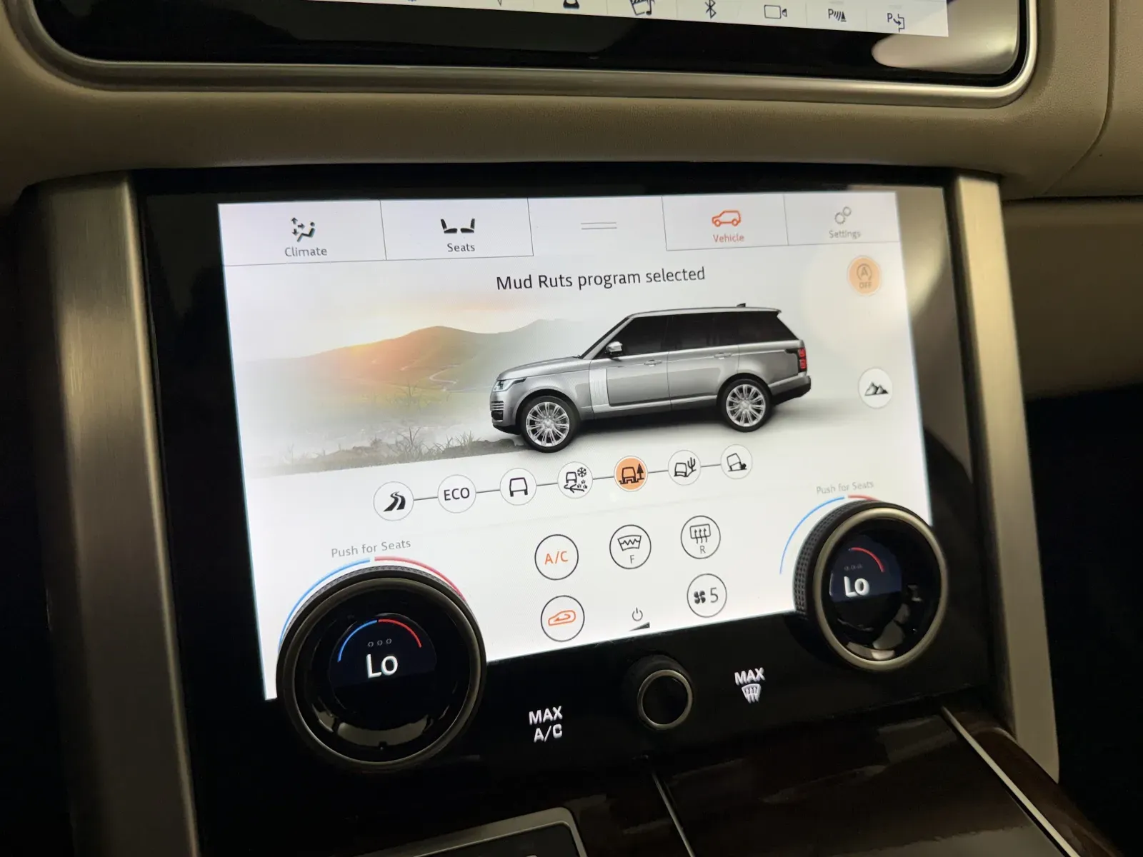 Land Rover Range Rover photo 24