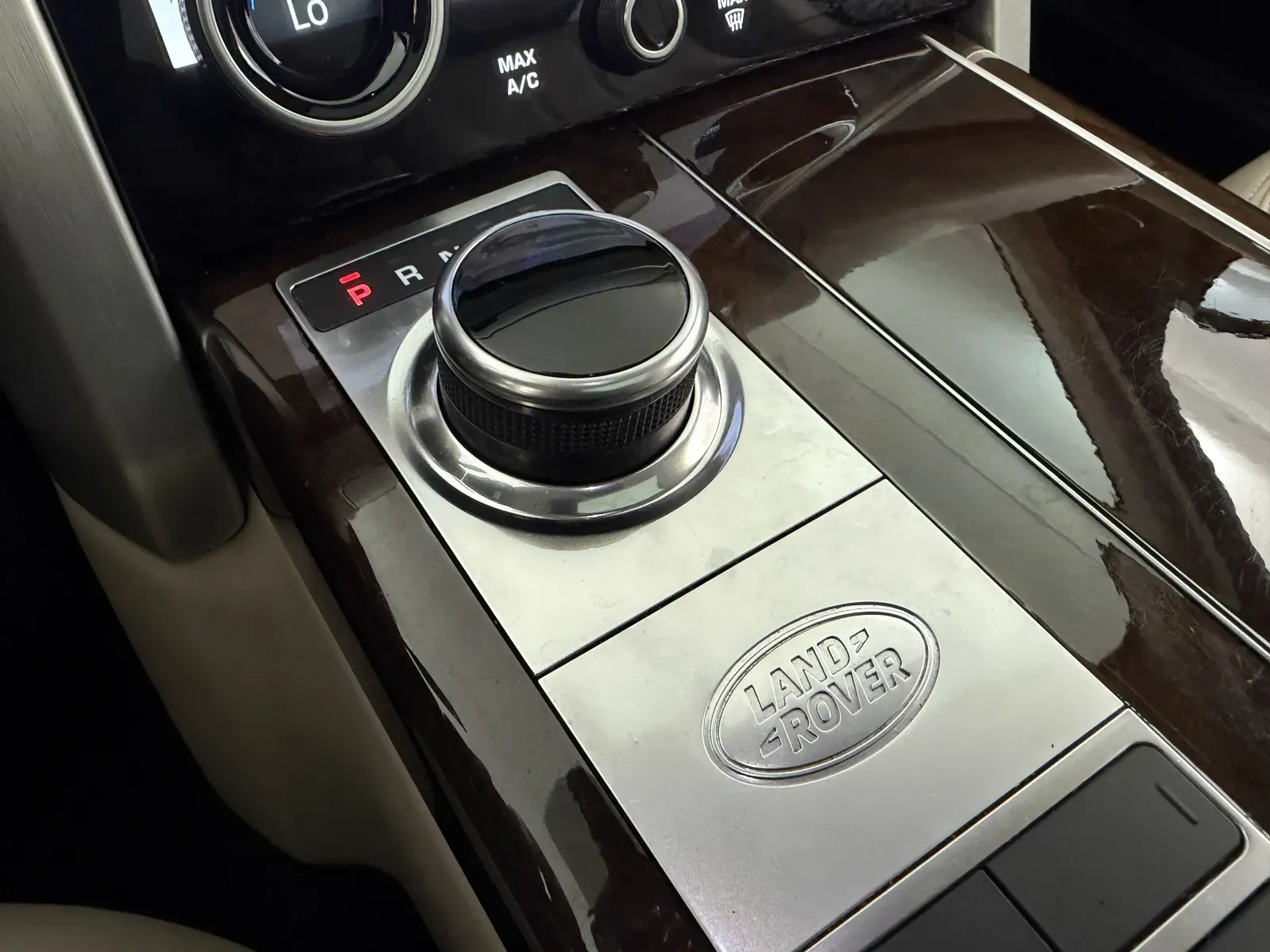 Land Rover Range Rover photo 27