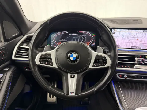More photos of 2021 BMW X7 M50i at Autos of Chicago, IL