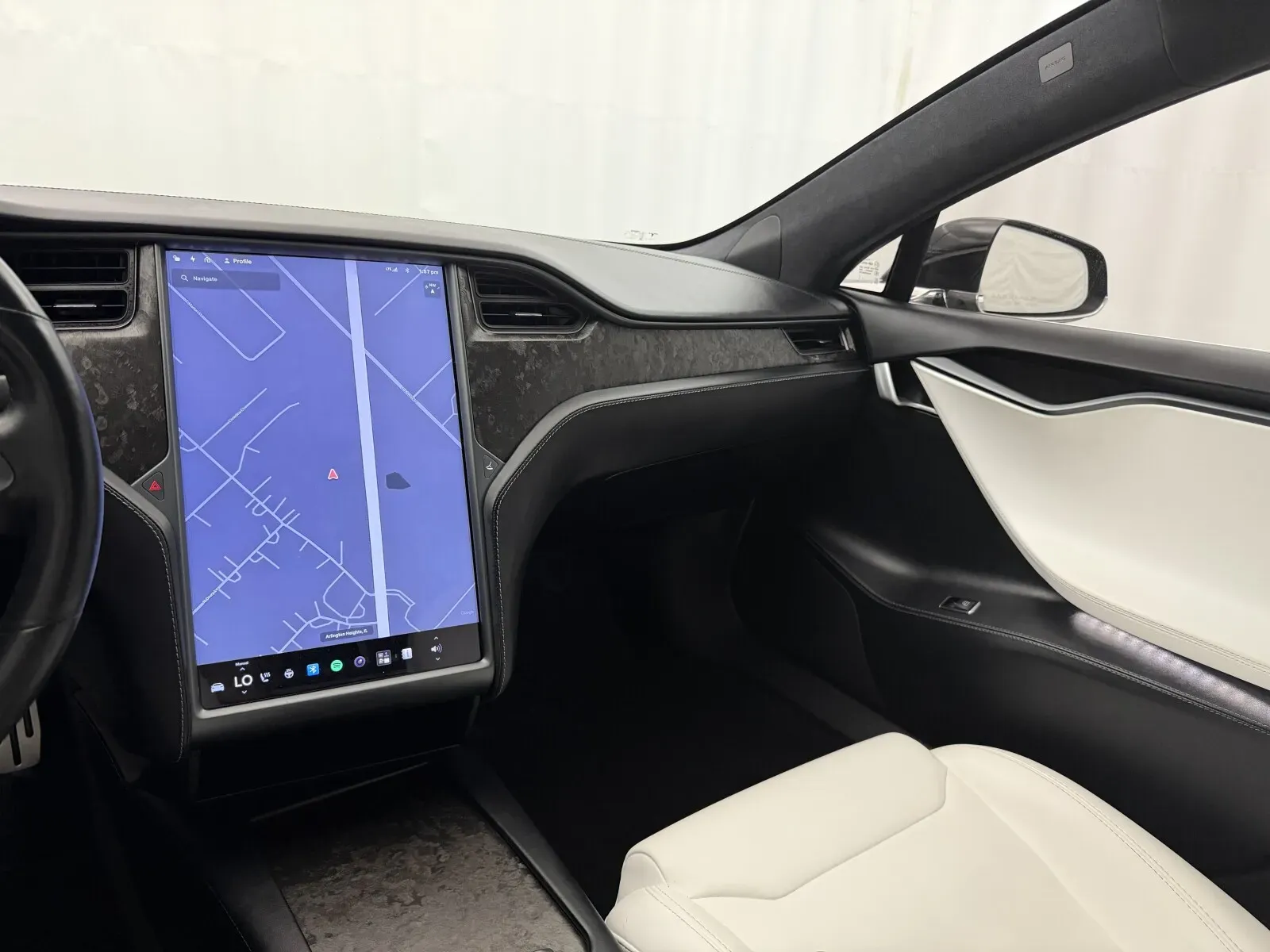 Tesla Model S photo 15