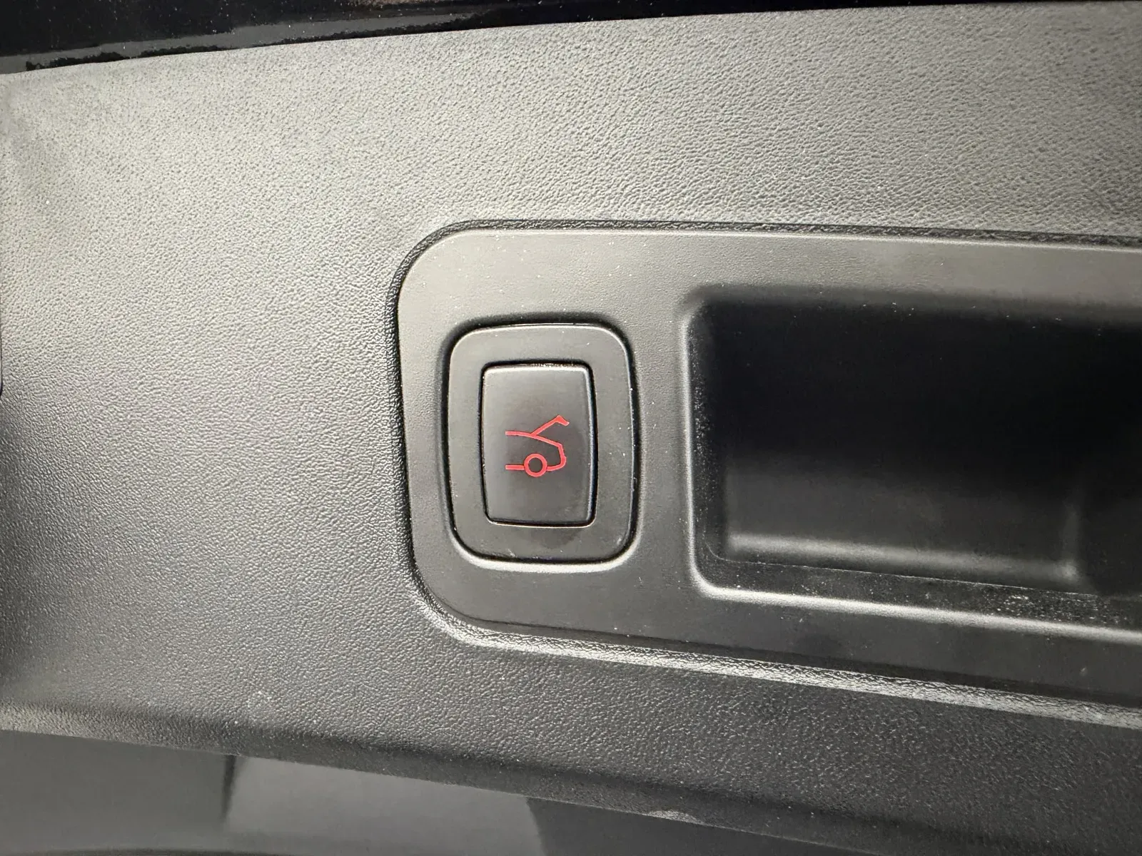 Tesla Model S photo 31